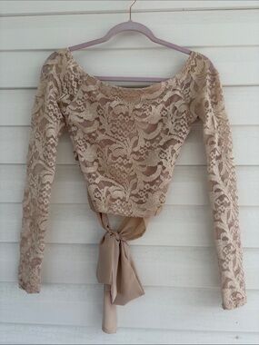 Windsor Lace Off Shoulder Crop Top Beige Tie Back Romantic Bow Lace Overlay